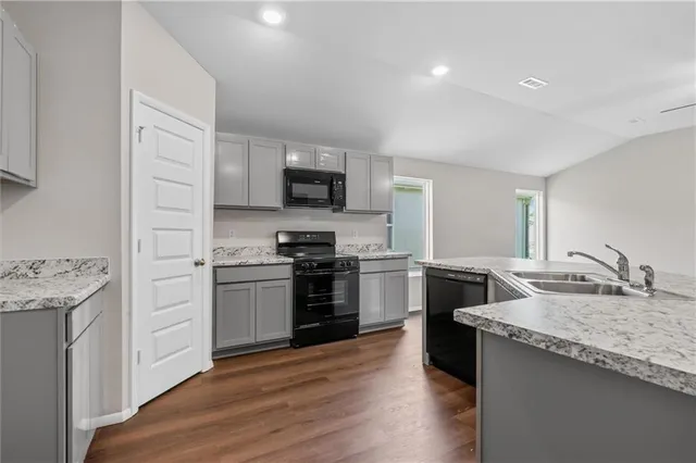 $319,990 | 37841 West 208th Terrace, Edgerton, KS 66021