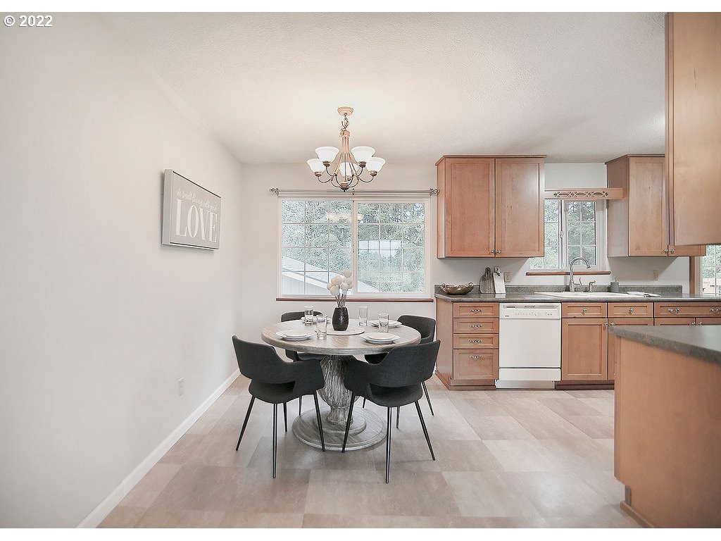 546 Quick Road Castle Rock, WA 98611 - Photo 4 of 30 Gallery Image 4