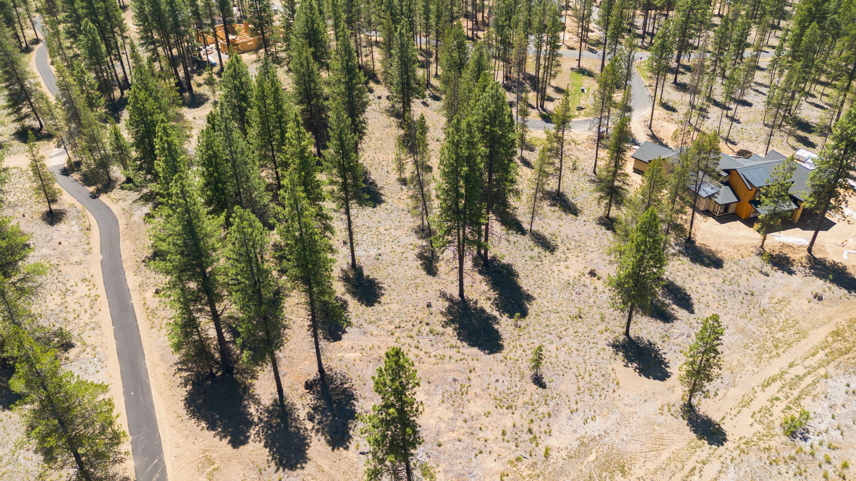 18235 Basalt Ln Bend, Unit 330 Bend, OR 97707 - Photo 15 of 27 20-Lot 330