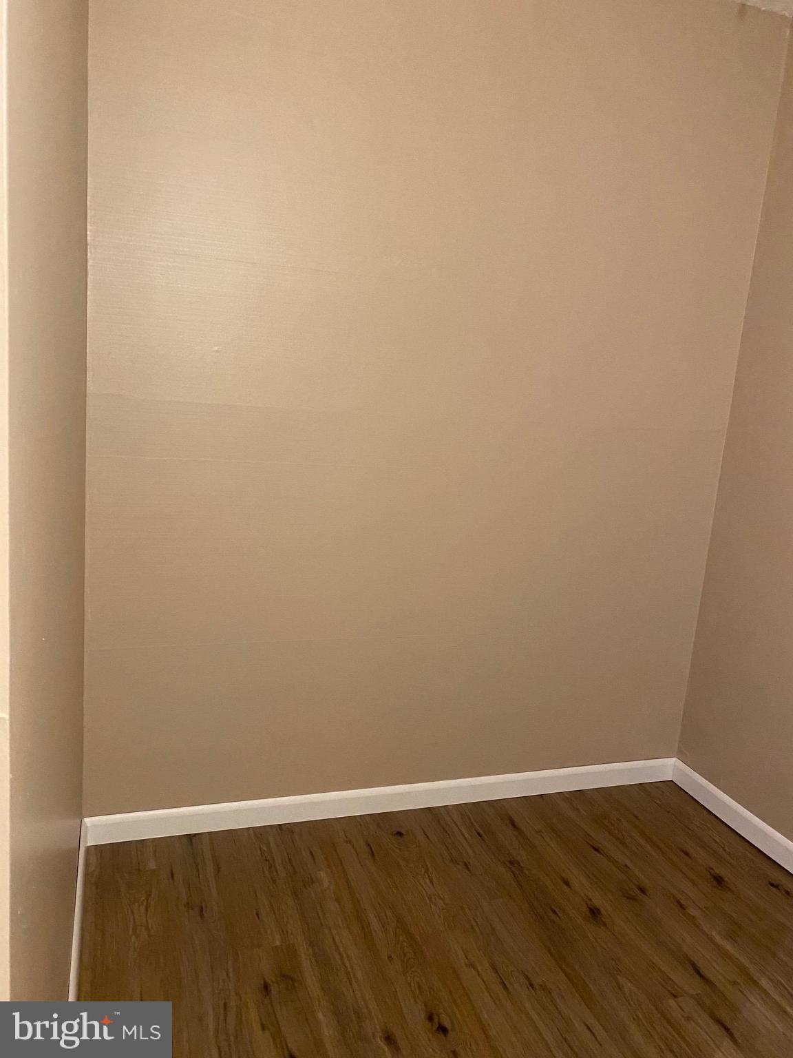 4141 North Henderson Road, Unit 601 Arlington, VA 22203 - Photo 12 of 24 Den View 1