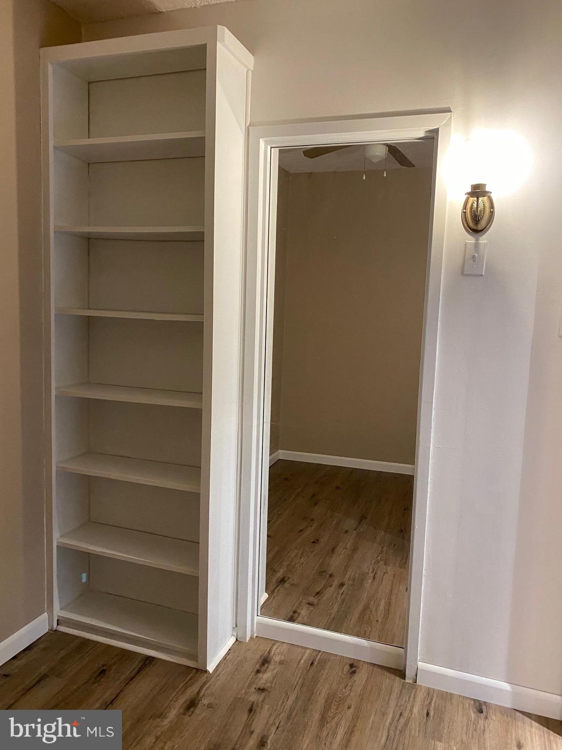 4141 North Henderson Road, Unit 601 Arlington, VA 22203 - Photo 13 of 24 Den View 2