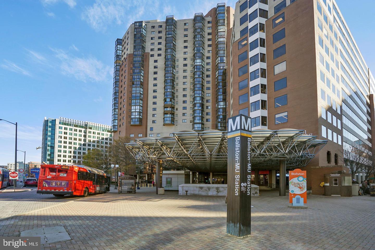4141 North Henderson Road, Unit 601 Arlington, VA 22203 - Photo 21 of 24 Nearby Metro