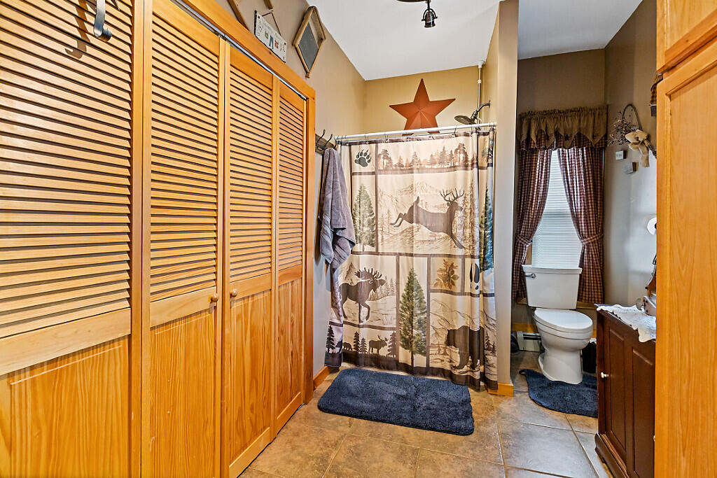 19 Spring Street Clinton, ME 04927 - Photo 25 of 49 25