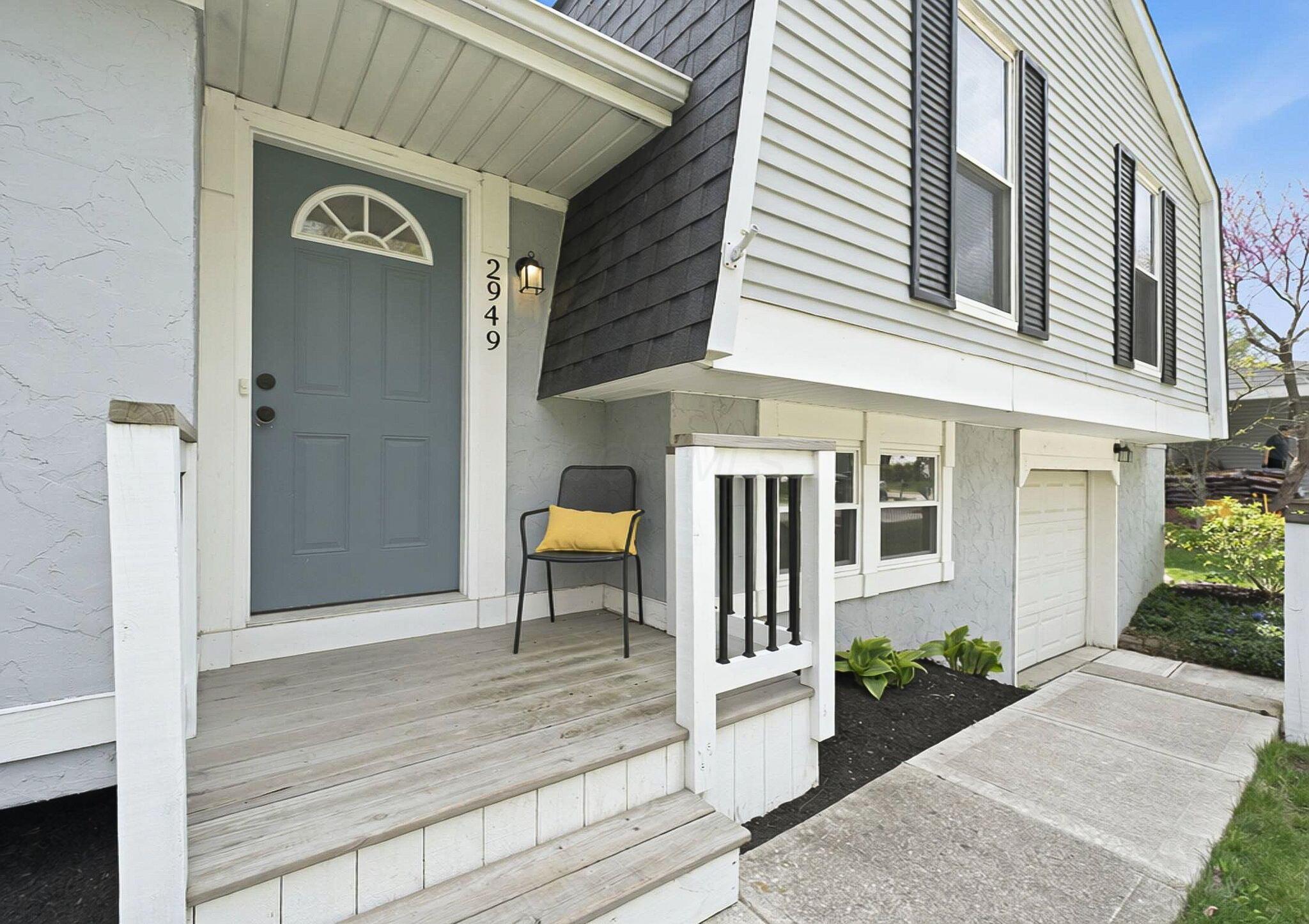 2949 Cortona Road Columbus, OH 43204 - Photo 3 of 38 Front Door