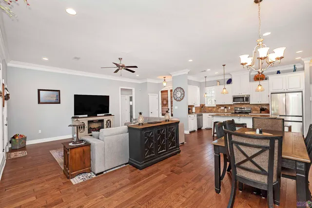 $304,900 | 473 Lakeshore Drive, Oscar, LA 70762