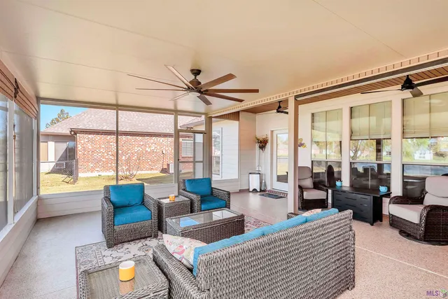 $304,900 | 473 Lakeshore Drive, Oscar, LA 70762