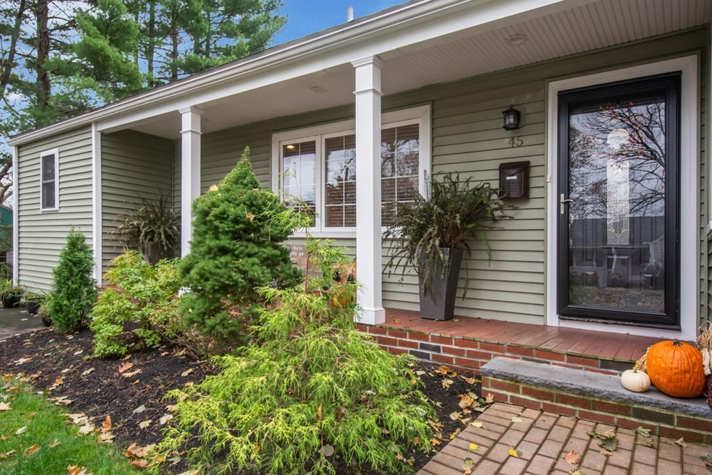 45 Adanac Road Milton, MA 02186 - Photo 2 of 24