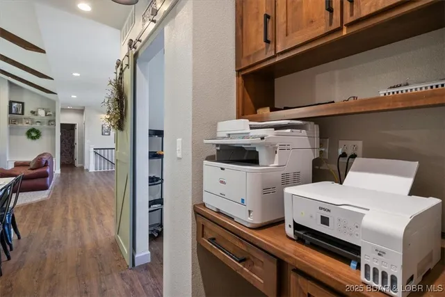 $479,000 | 105 Oak Hill Road, Eldon, MO 65026