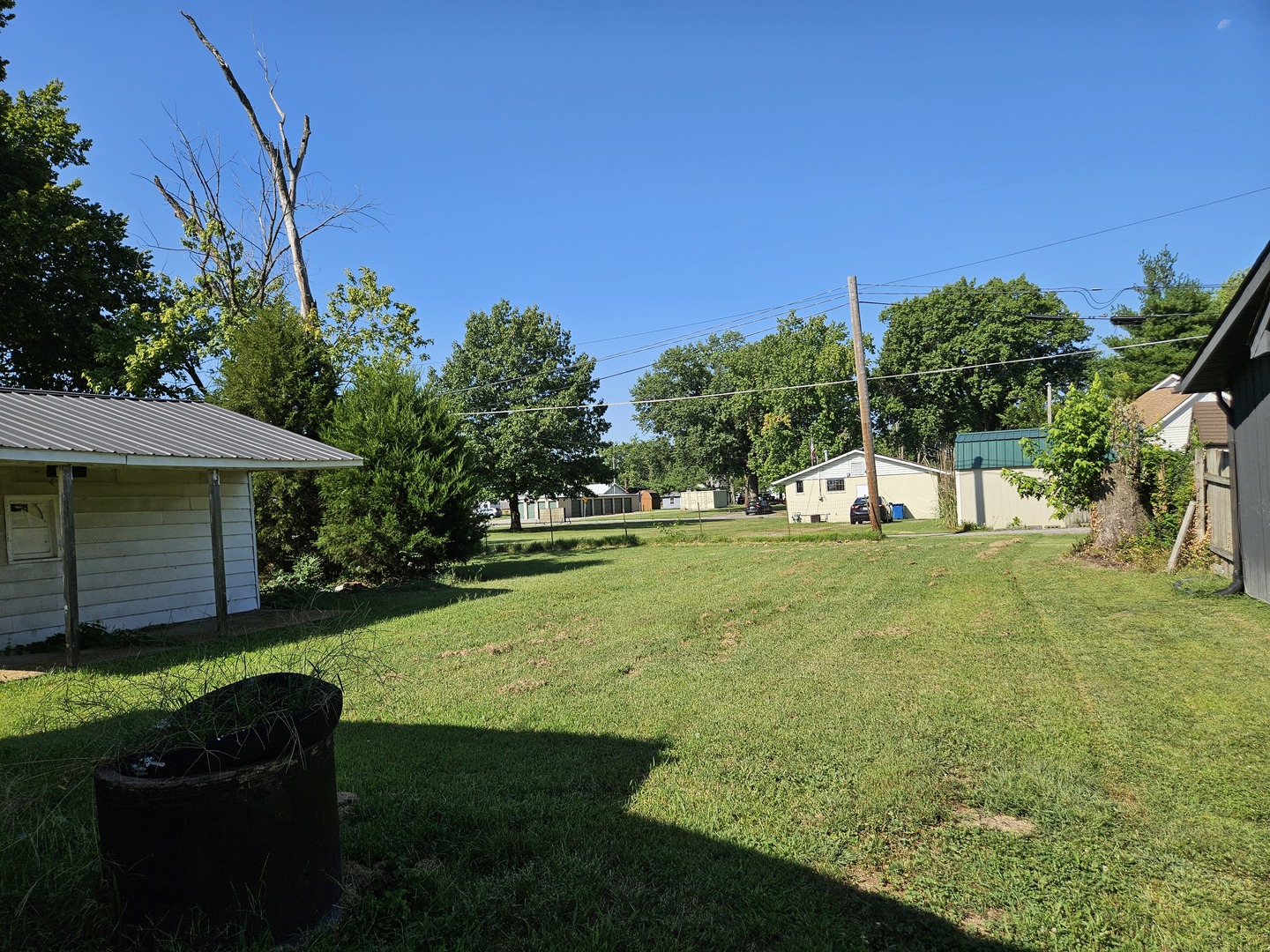 211 Seba Street Hurst, IL 62949 - Photo 3 of 20 Gallery Image 3