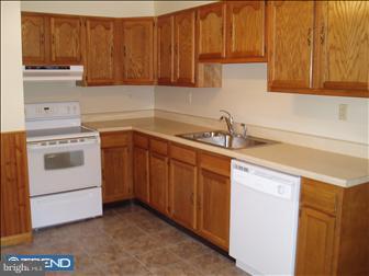 528 Cushmore Road Southampton, PA 18966 - Photo 2 of 6 Gallery Image 2
