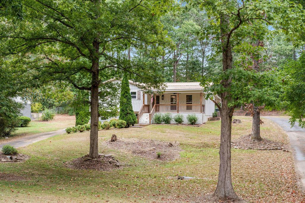 1306 Oakview Street Jasper, AL 35504 - Photo 2 of 22 Gallery Image 2