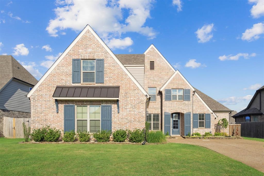 6437 Rutherford Circle Arlington, TN 38002 - Photo 1 of 40 View of front of house with a front lawn