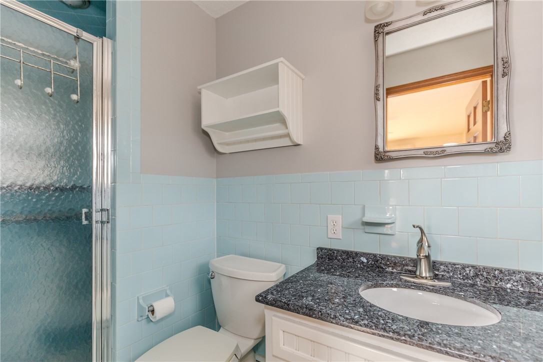 15 Gilfillan Road North Smithfield, RI 02896 - Photo 20 of 28 Master Bath