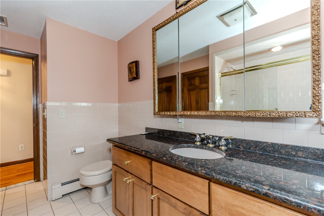15 Gilfillan Road North Smithfield, RI 02896 - Photo 21 of 28 Guest Bath