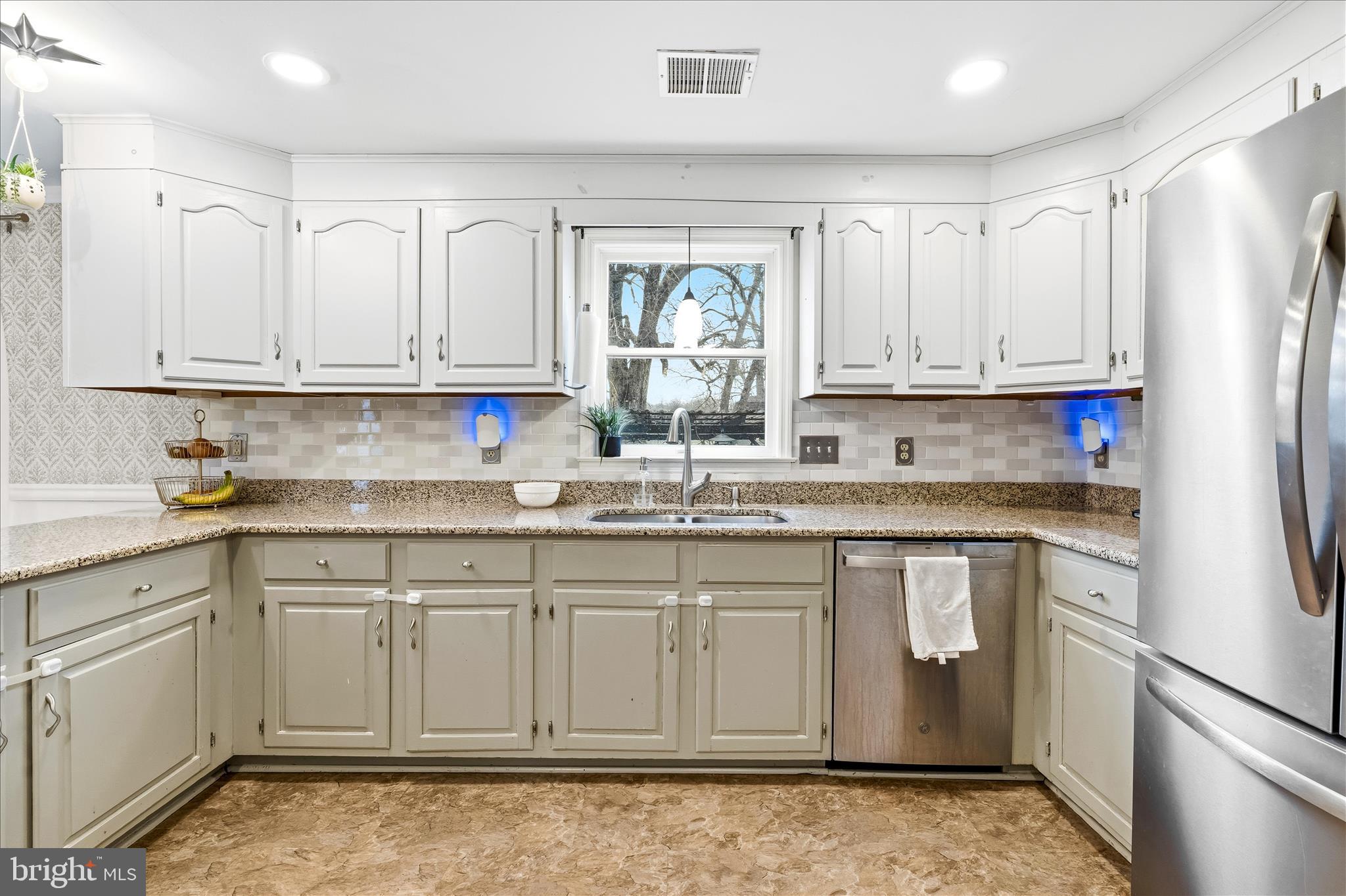 1373 Lost Road Martinsburg, WV 25403 - Photo 17 of 65 1373 Lost Rd-019