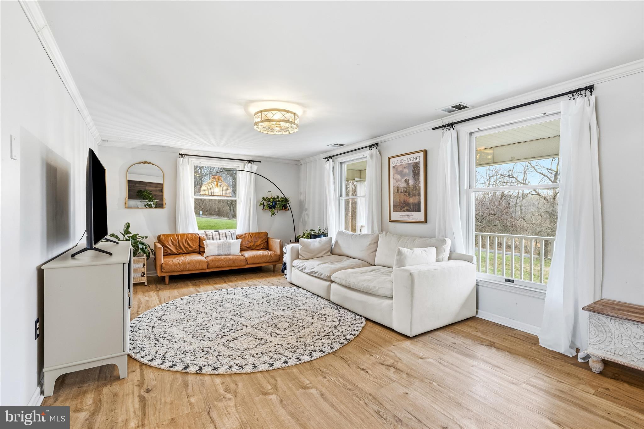 1373 Lost Road Martinsburg, WV 25403 - Photo 10 of 65 1373 Lost Rd-012