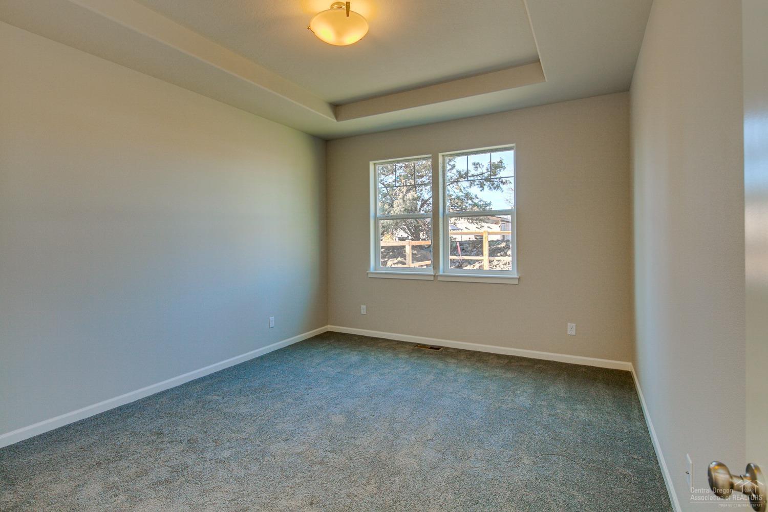 663 Northwest Rimrock Drive Redmond, OR 97756 - Photo 18 of 25 Additional Photo