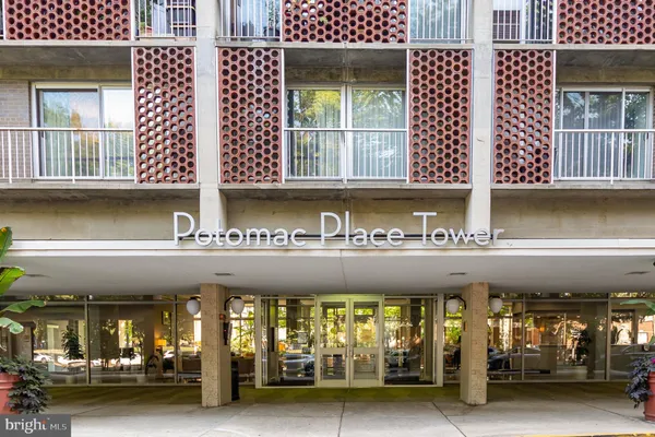 $140,000 | 800 4th Street Southwest, Unit N322, Washington, DC 20024