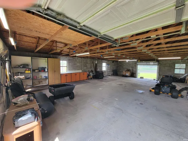 $304,900 | 2649 County Road 34, Auburn, IN 46706