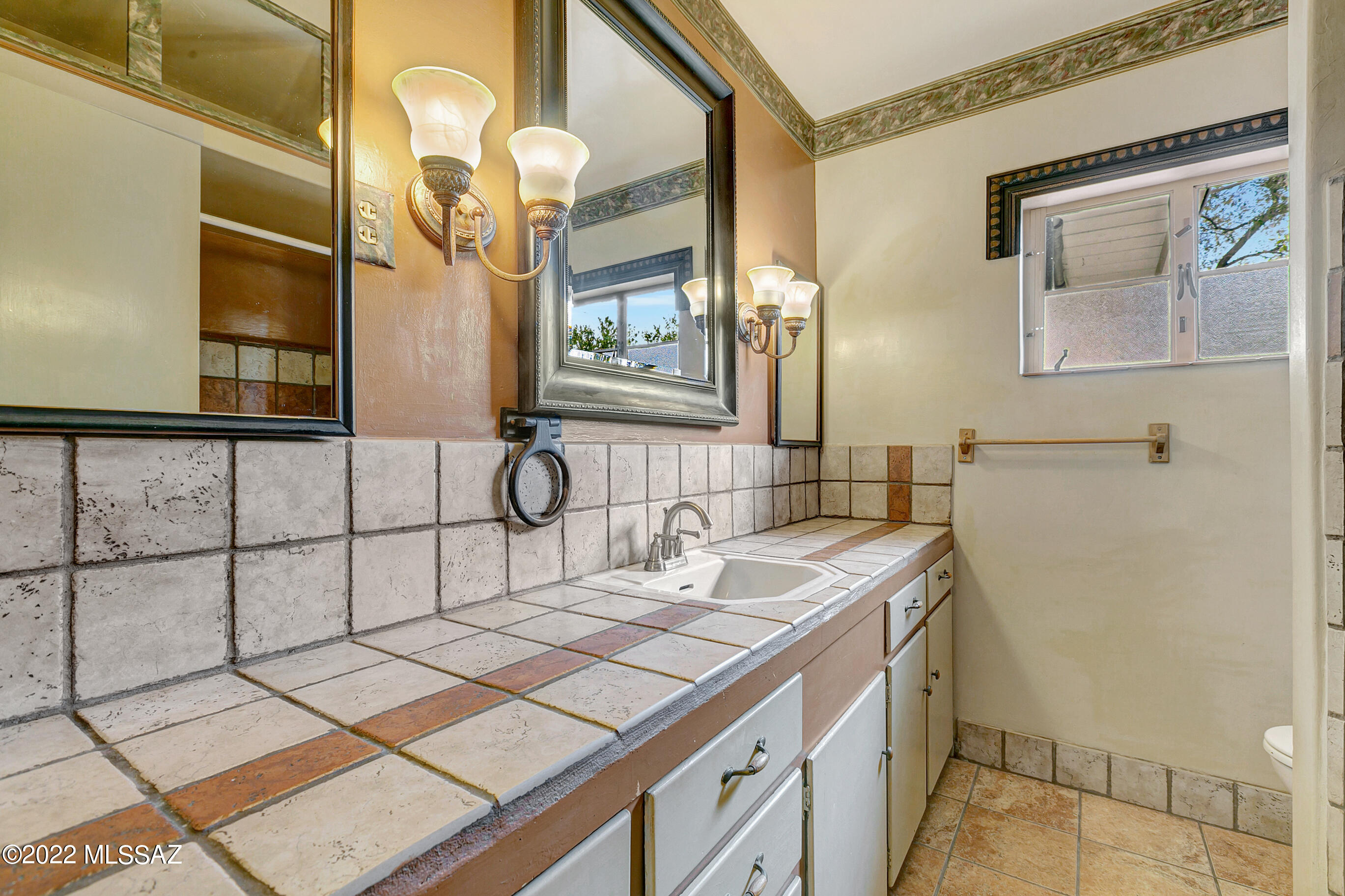 2701 East River Road Tucson, AZ 85718 - Photo 14 of 29 Gallery Image 14