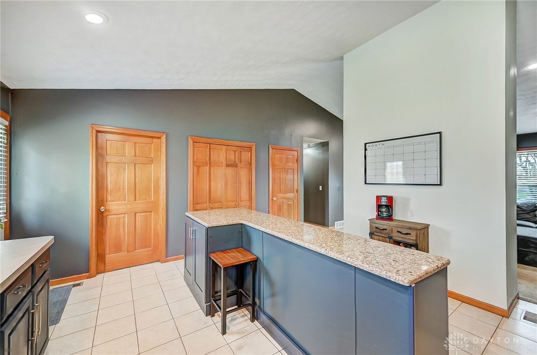 1493 South Burnett Road Springfield, OH 45505 - Photo 20 of 37