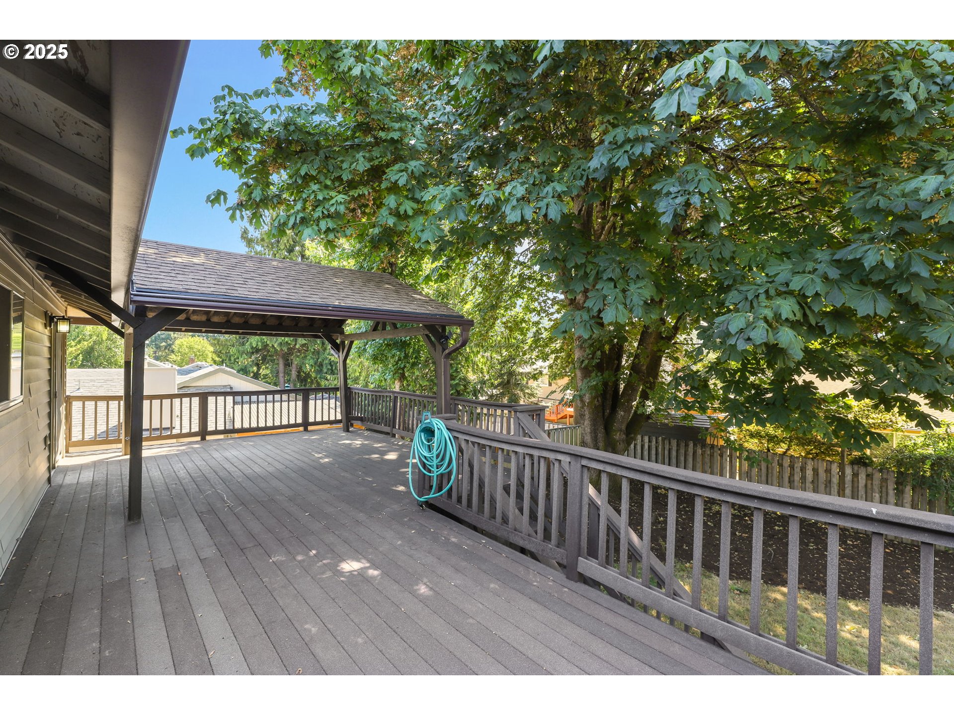 3820 Southwest 3rd Street Gresham, OR 97030 - Photo 41 of 48 Deck