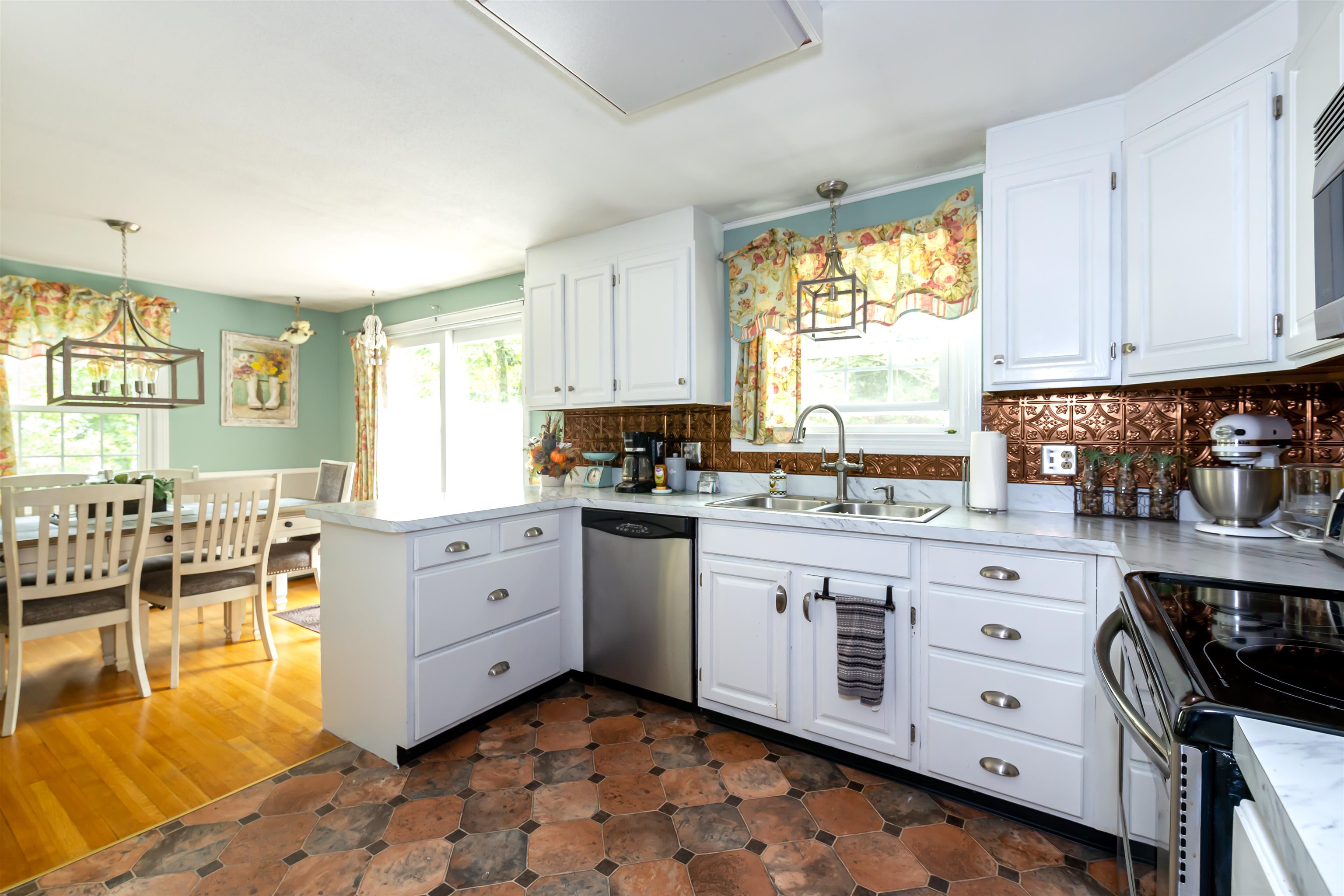 366 Osgood Road Milford, NH 03055 - Photo 16 of 40 Gallery Image 16