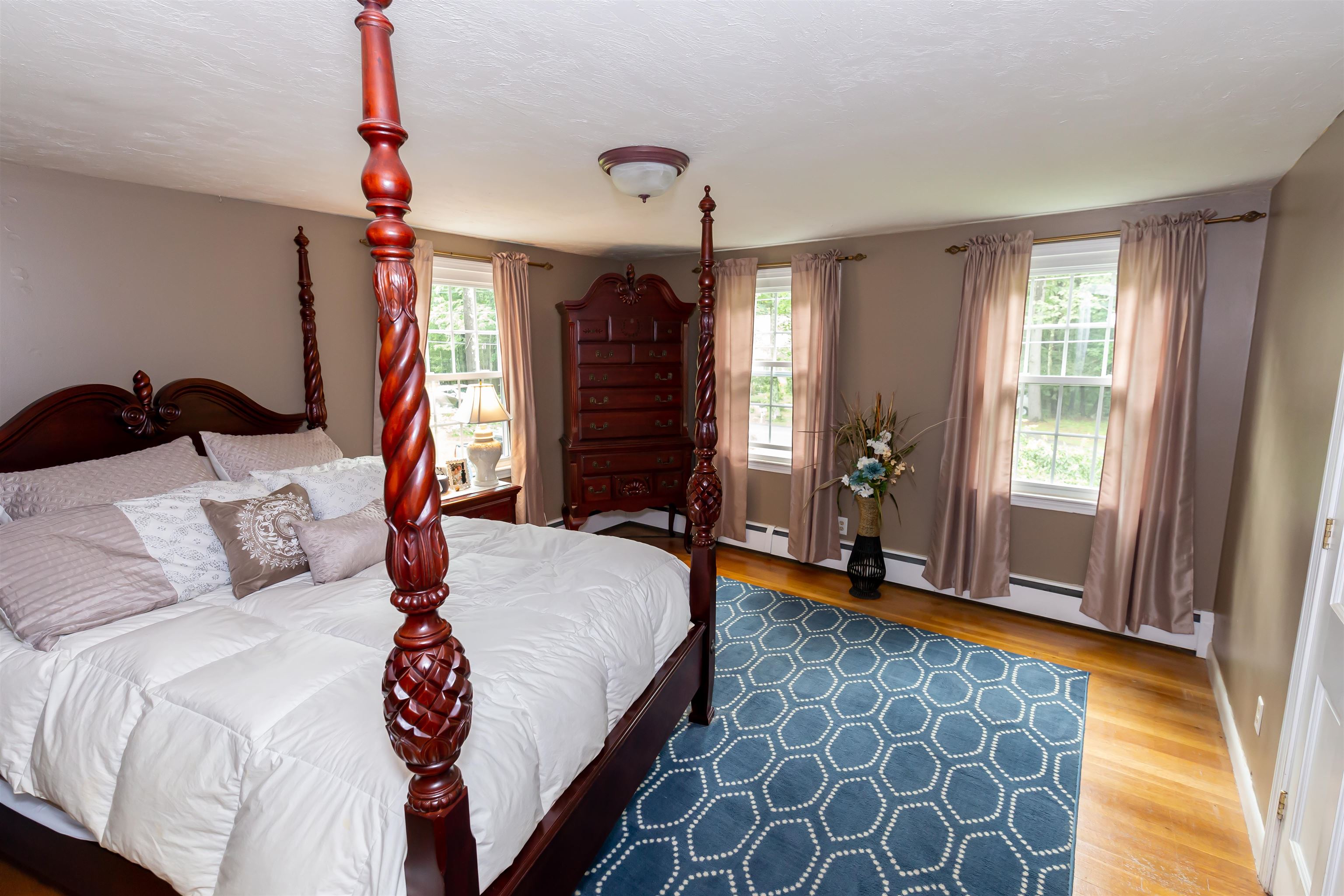 366 Osgood Road Milford, NH 03055 - Photo 18 of 40 Gallery Image 18