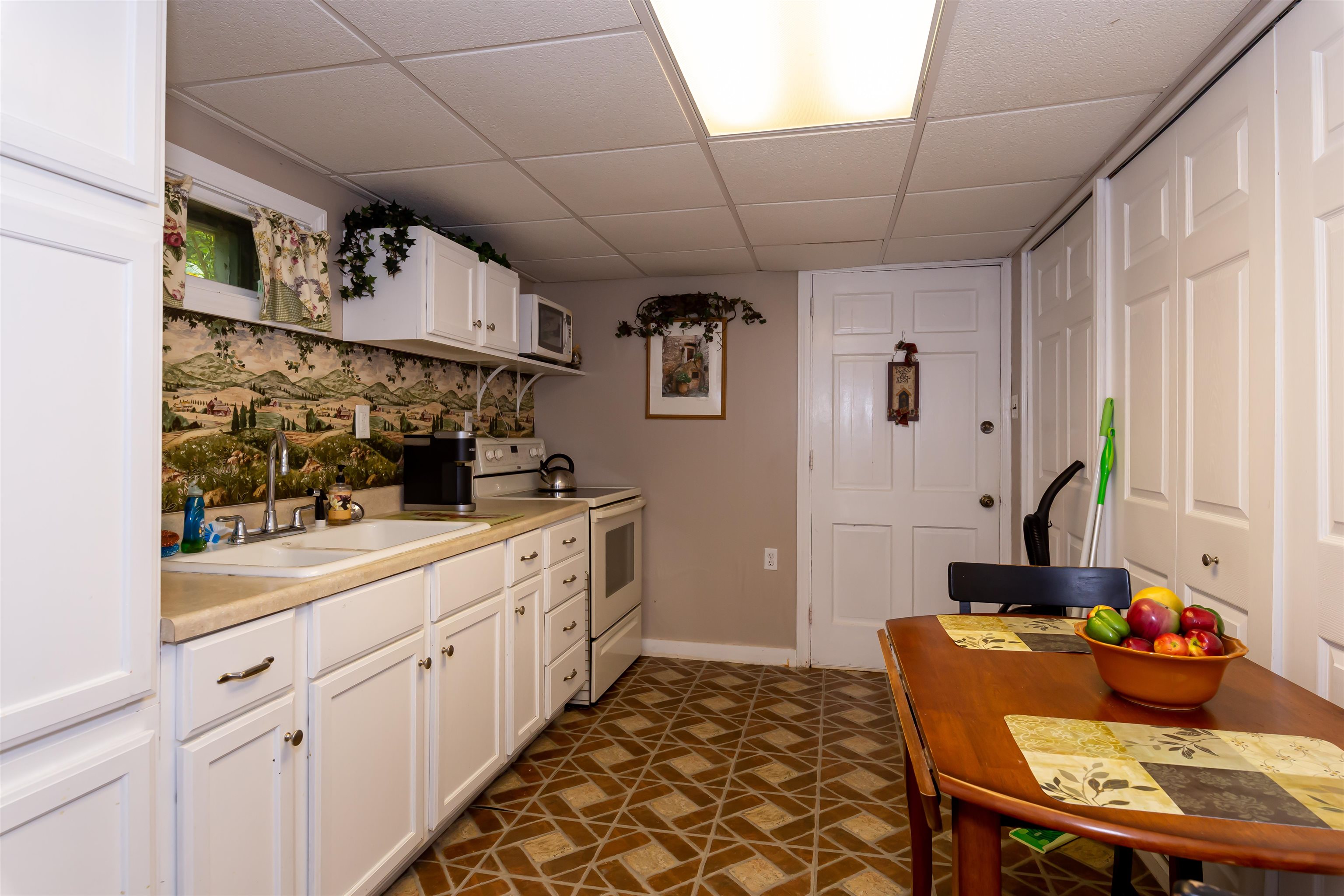 366 Osgood Road Milford, NH 03055 - Photo 32 of 40 Gallery Image 32