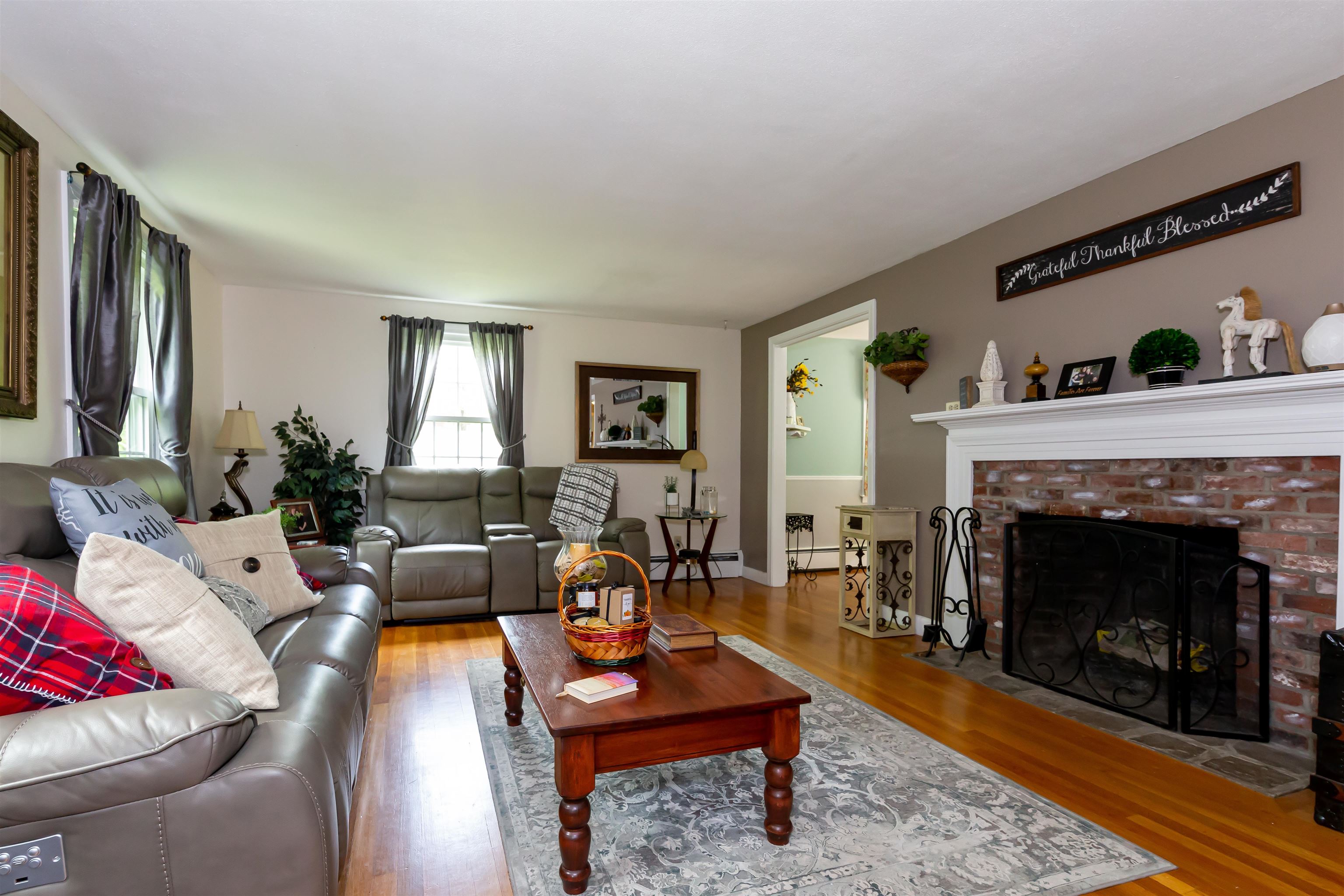 366 Osgood Road Milford, NH 03055 - Photo 6 of 40 Gallery Image 6