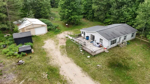 $135,000 | 14441 Woods Trail, Thompsonville, MI 49683