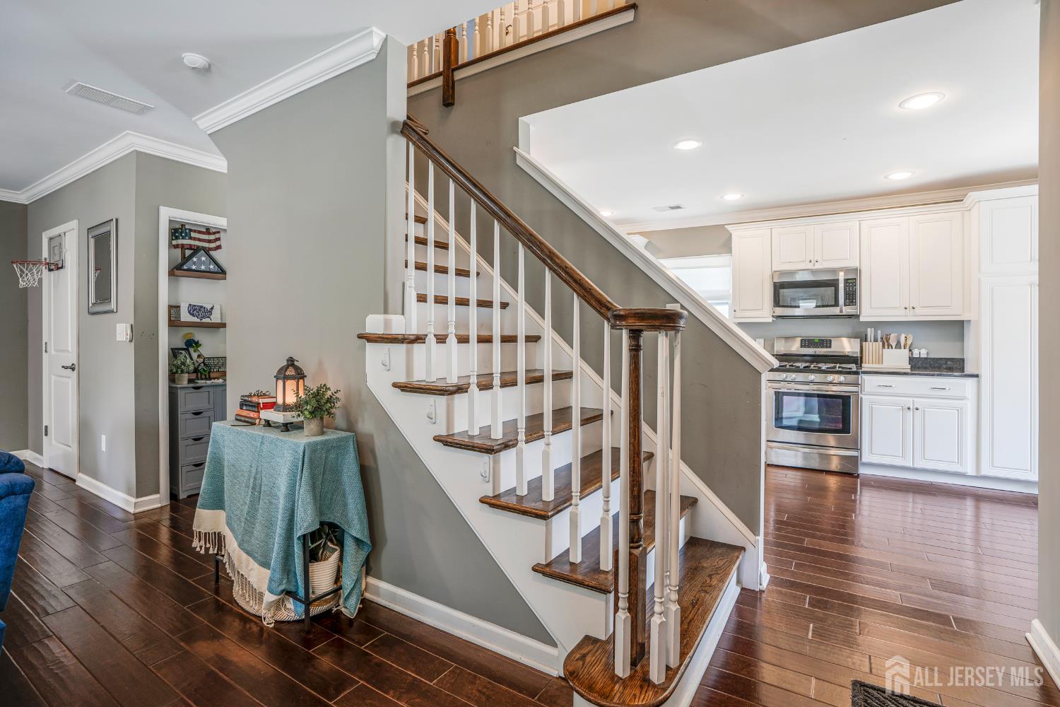 203 Harris Avenue Middlesex, NJ 08846 - Photo 7 of 41