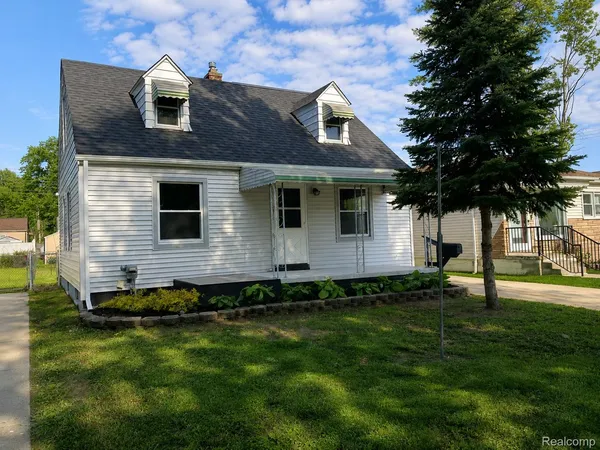 $239,900 | 5157 Niagara Street, Wayne, MI 48184