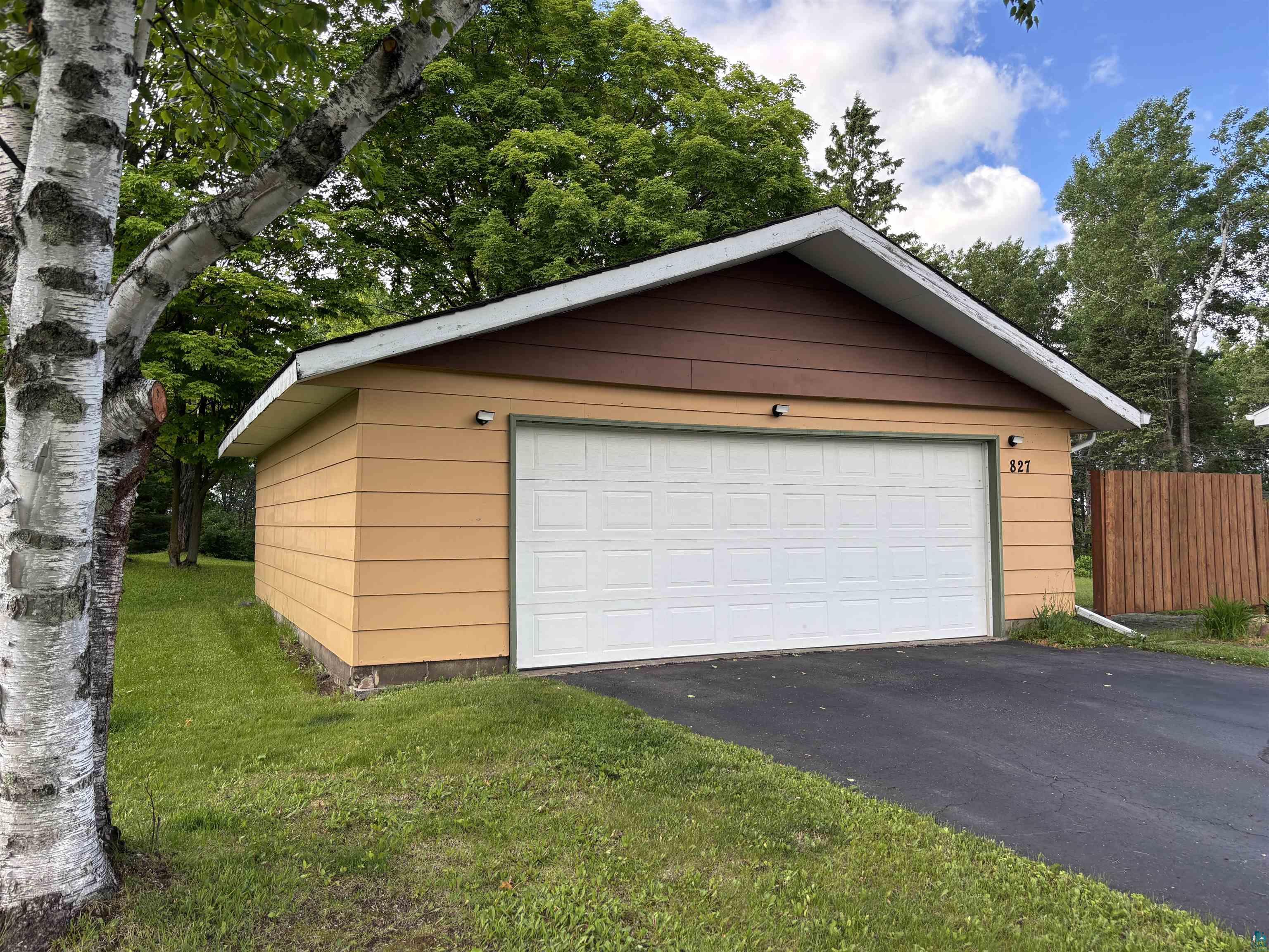 827 Almac Drive Proctor, MN 55810 - Photo 2 of 47