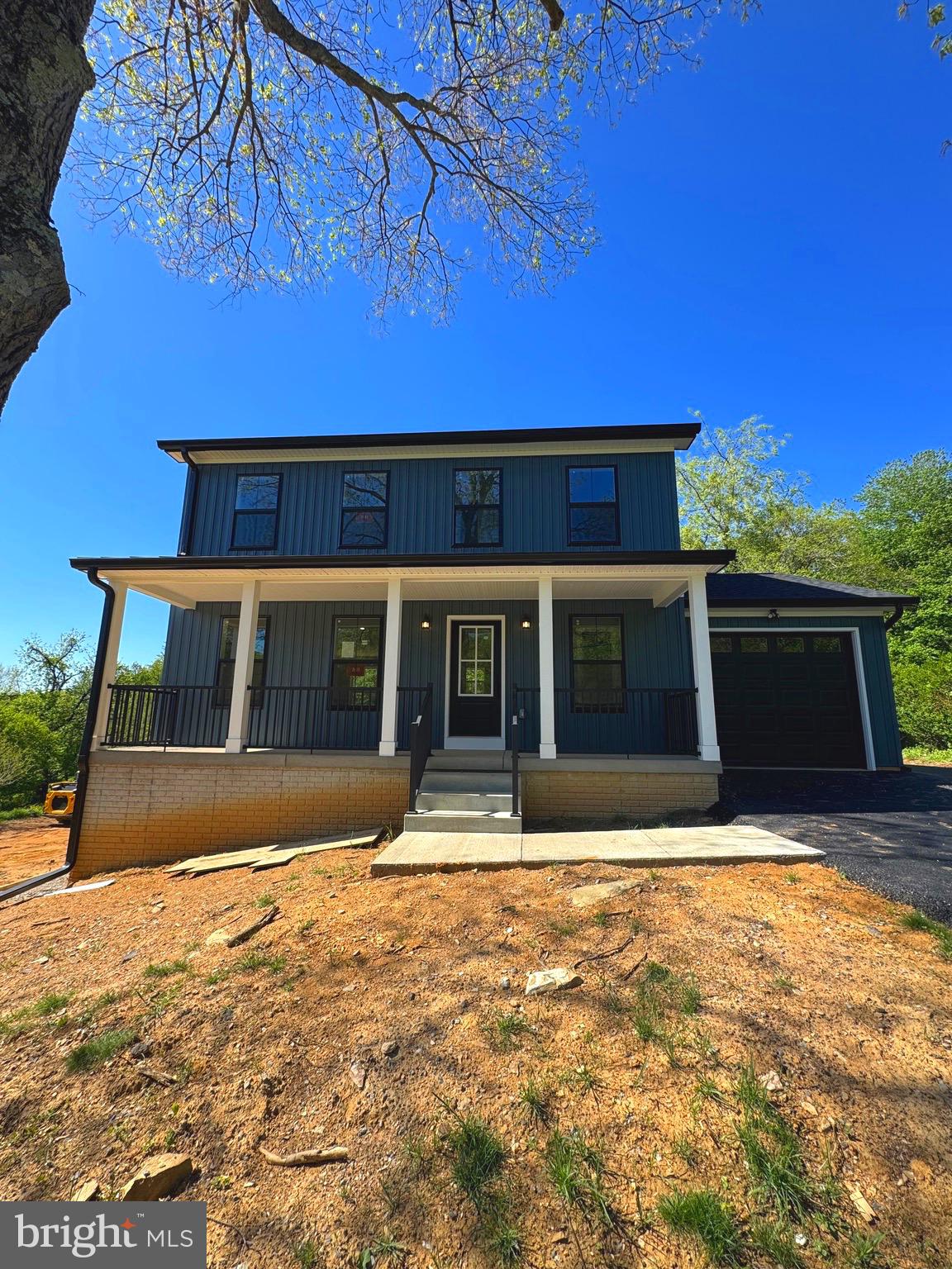 3706 South Mountain Road Knoxville, MD 21758 - Photo 2 of 12 a front view of a house
