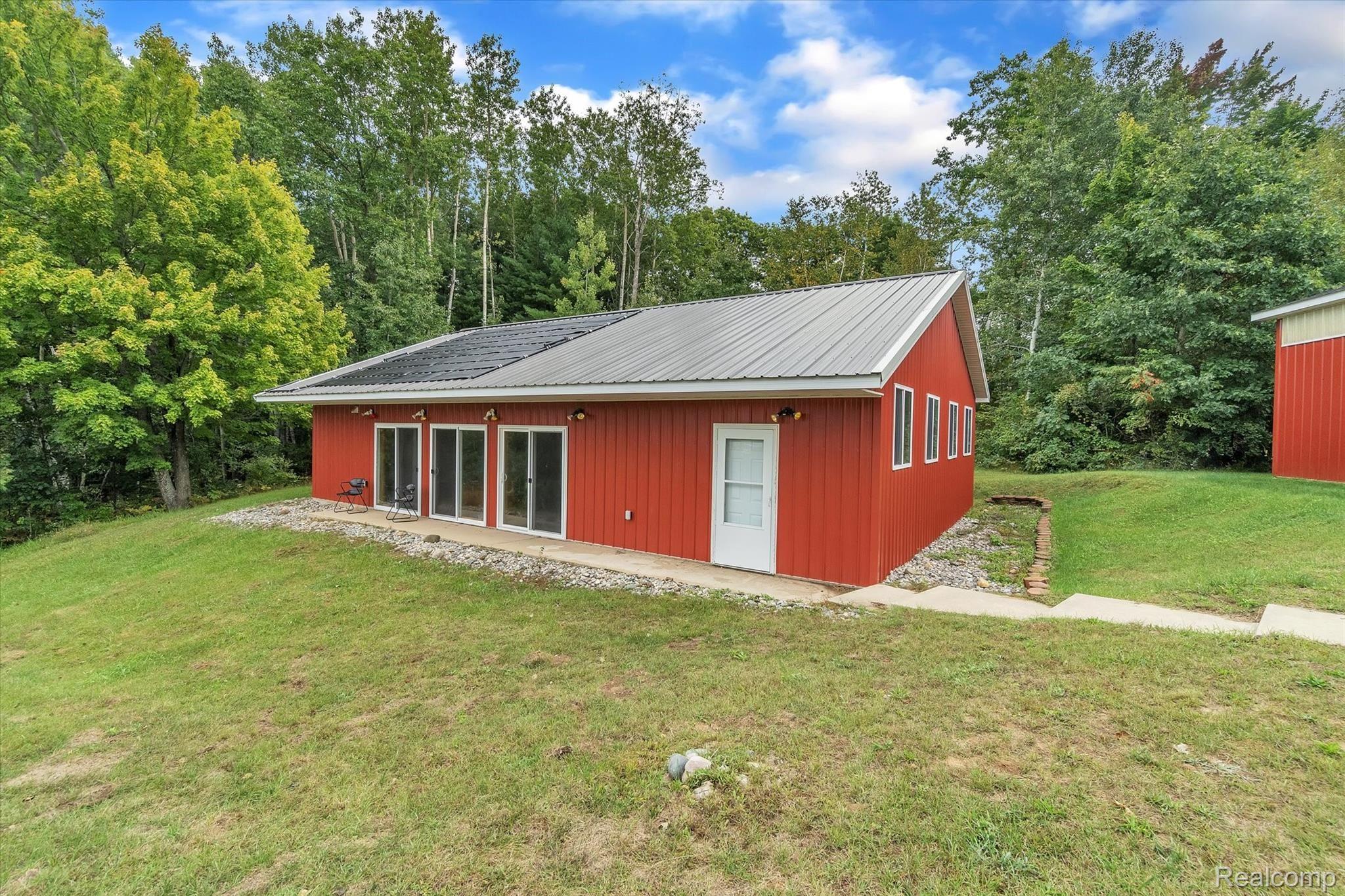 5380 Riverview Road Gladwin, MI 48624 - Photo 43 of 53 46-5380-Riverview-Rd-Gladwin-MI-48624-WindowStill-Real-Estate-Photography-46.jpg
