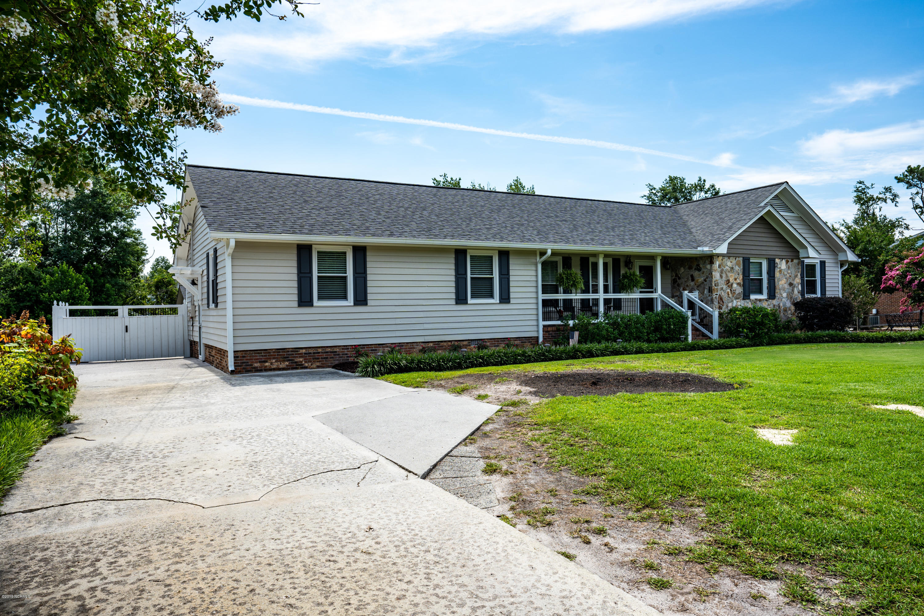 632 Windemere Road Wilmington, NC 28405 - Photo 3 of 34 _DSC1764