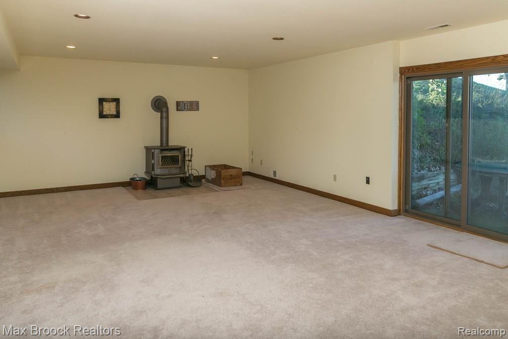 4660 Dow Ridge Road West Bloomfield, MI 48324 - Photo 23 of 36 4660DowRidgeRd-23.jpg