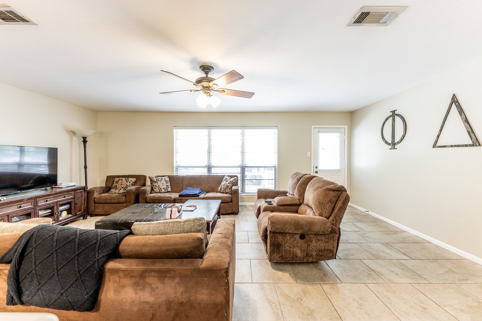3028 Winding Way Huntsville, TX 77340 - Photo 13 of 35