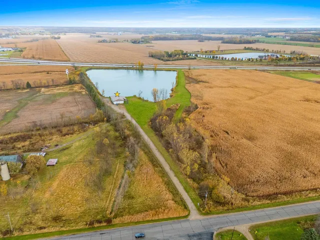 $894,900 | 5910 Old Highway, Green Bay, WI 54313