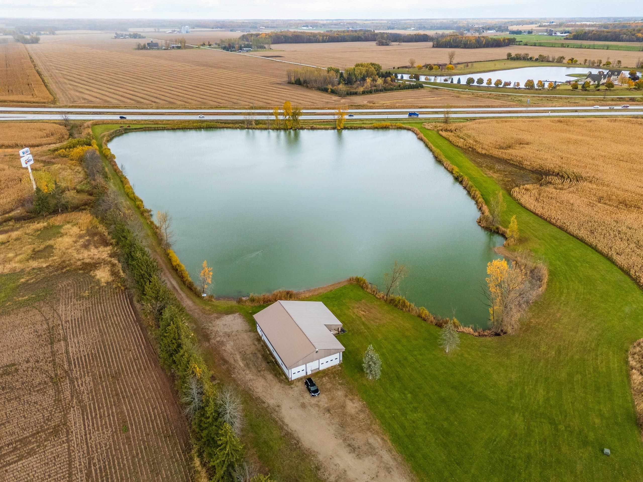 5910 Old Highway Green Bay, WI 54313 - Photo 8 of 15