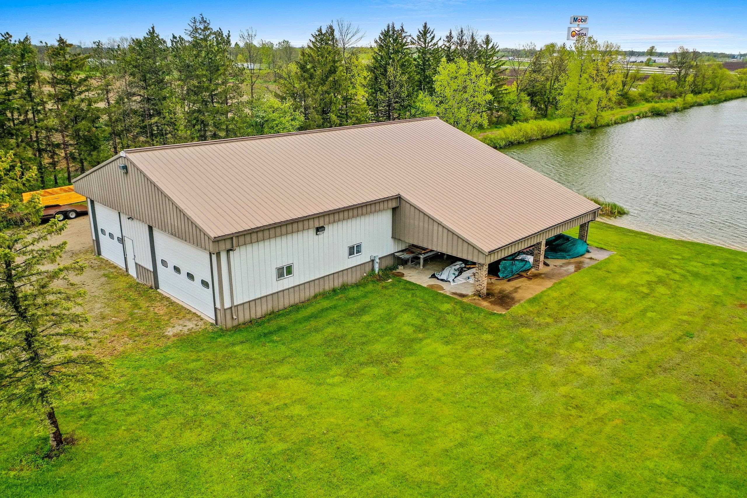 5910 Old Highway Green Bay, WI 54313 - Photo 10 of 15