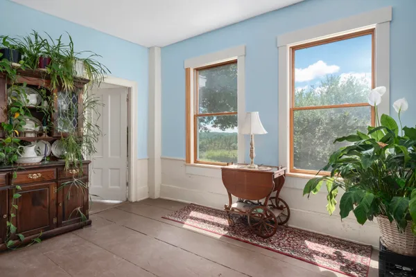 $875,000 | 627 Western Road, Warren, ME 04864