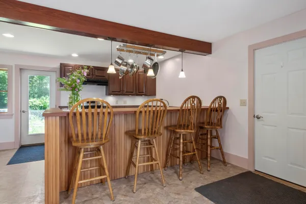 $875,000 | 627 Western Road, Warren, ME 04864