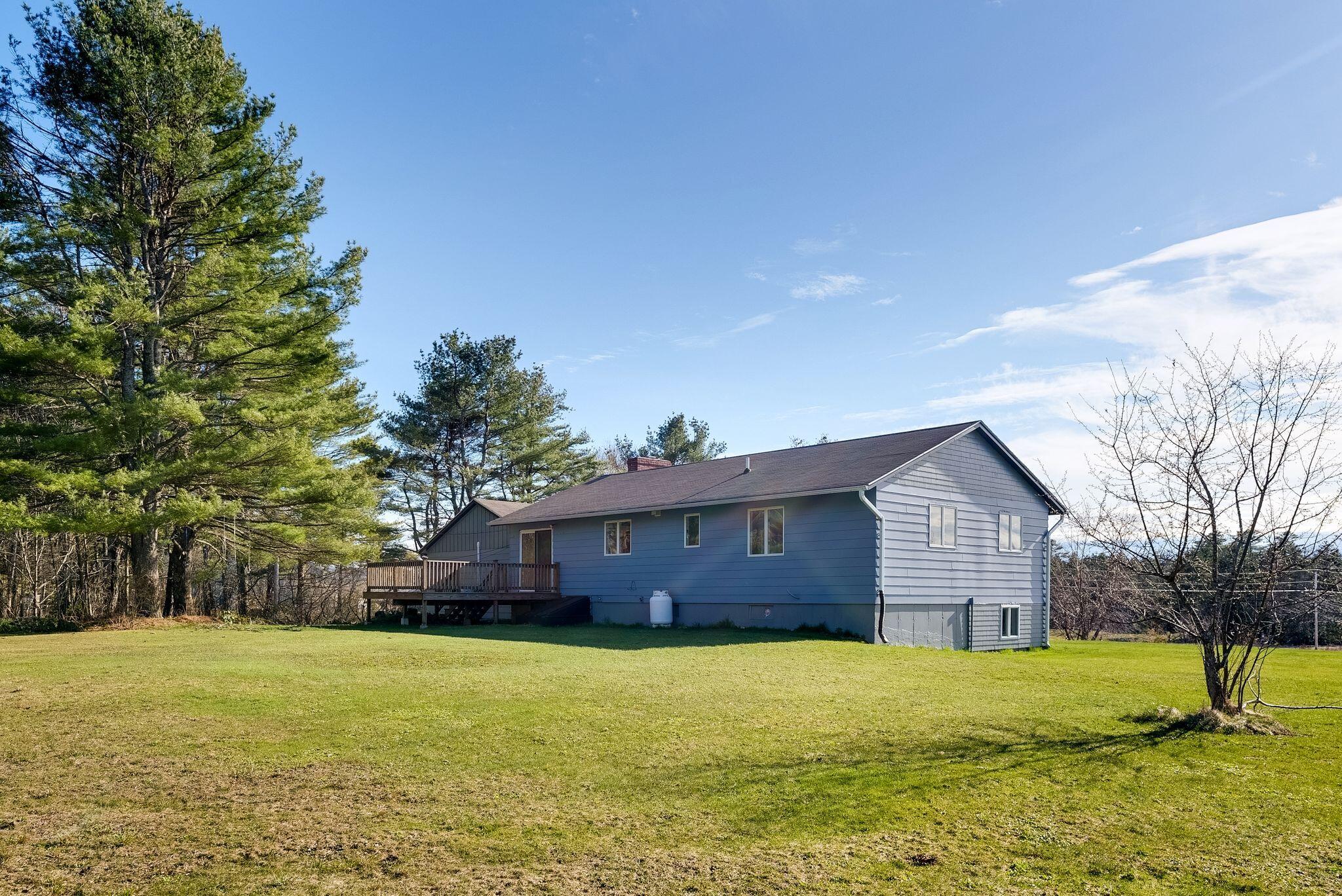 239 Casco Road Brunswick, ME 04011 - Photo 3 of 43 239 Casco Rd