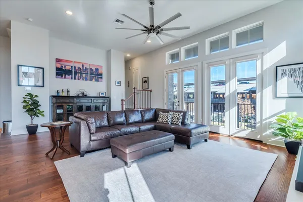 $839,000 | 13522 Galleria Circle, Austin, TX 78738