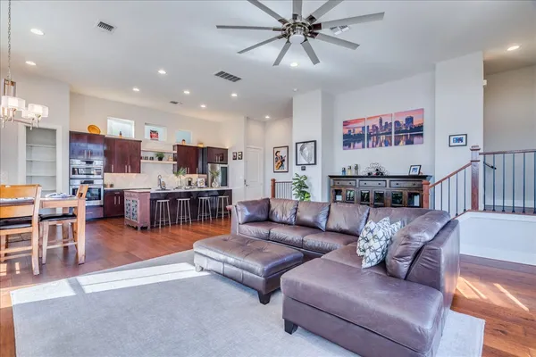 $839,000 | 13522 Galleria Circle, Austin, TX 78738