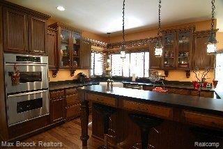 7668 Devins Ridge Clarkston, MI 48348 - Photo 7 of 20 viking appliances