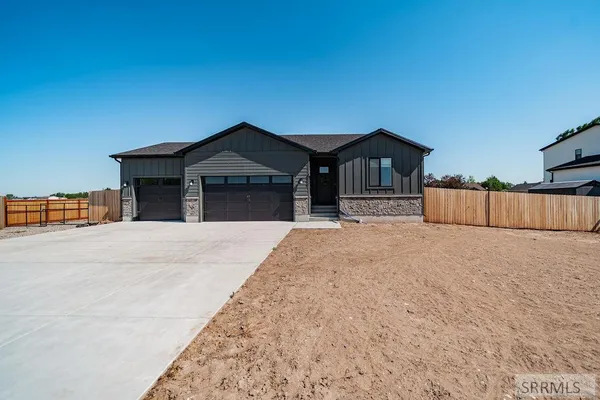 $549,000 | 4777 East Miles Drive, Iona, ID 83427