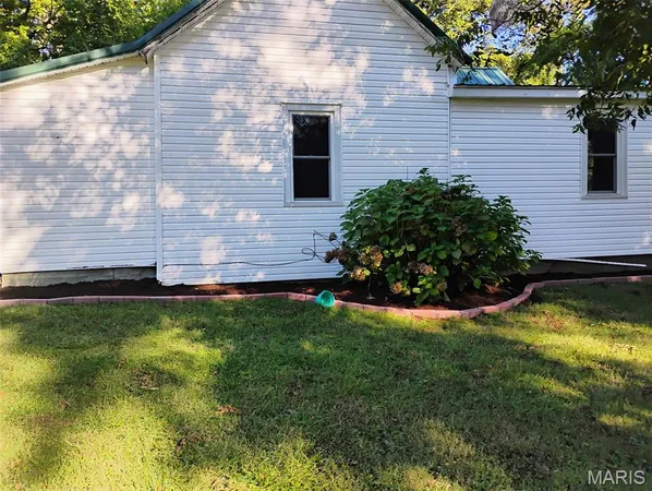 $99,000 | 811 2nd Street West, Scott City, MO 63780